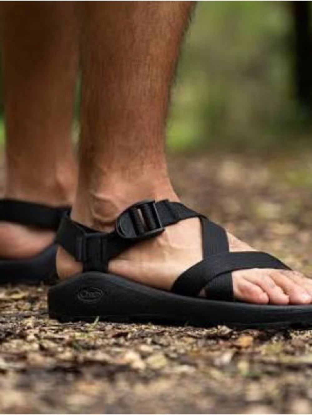 Chaco Men’s Z/Cloud 2 Black Toe Loop Hiking Sandals Size 13